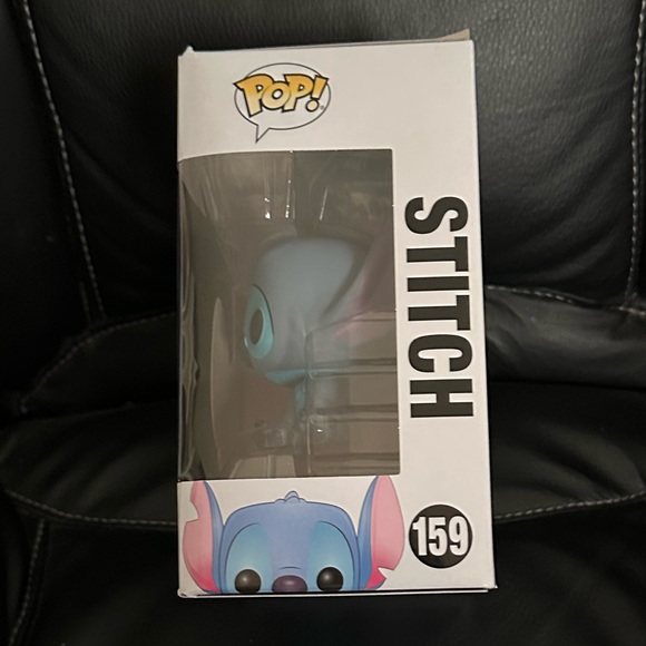 Funko Pop Flocked Stitch #159 Disney Exclusive Figure - Picture 4 of 6